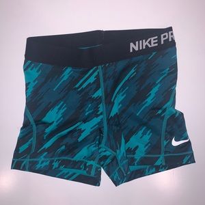 Nike Pro’s